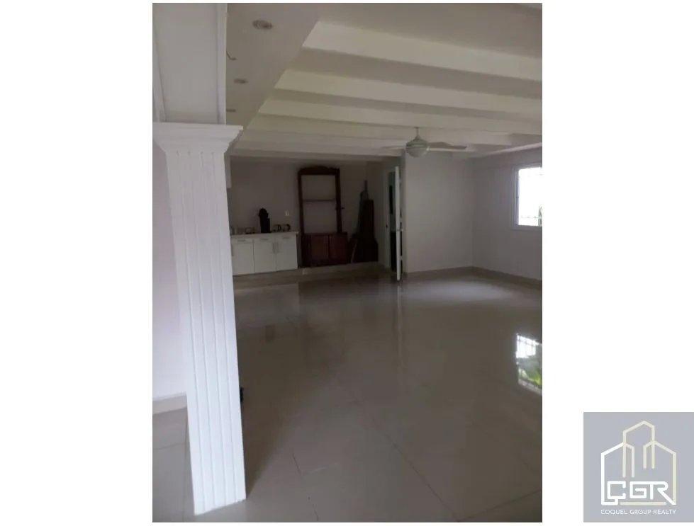 Alquiler de casa con linea blanca en La Boca, Ancón, Panamá