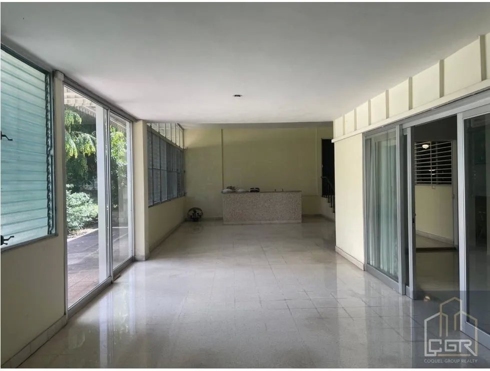 Venta de Casa de esquina de 1.784.50 M de Terreno en Obarrio, Panamá