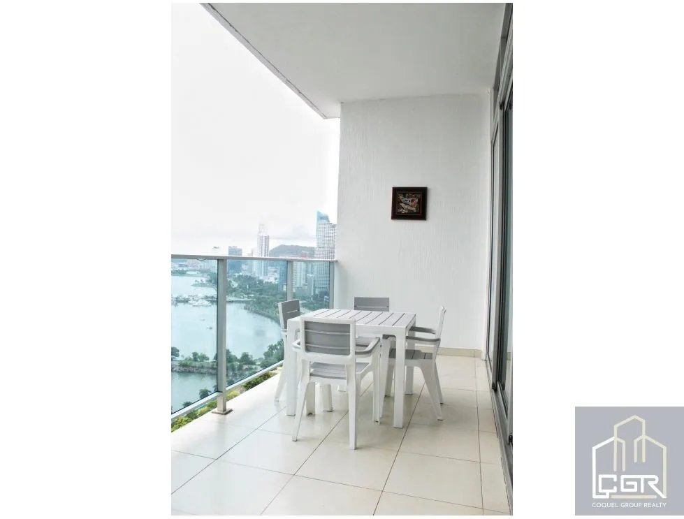 Alquiler de apartamento amoblado en P.H WATERS ON THE BAY, Panamá