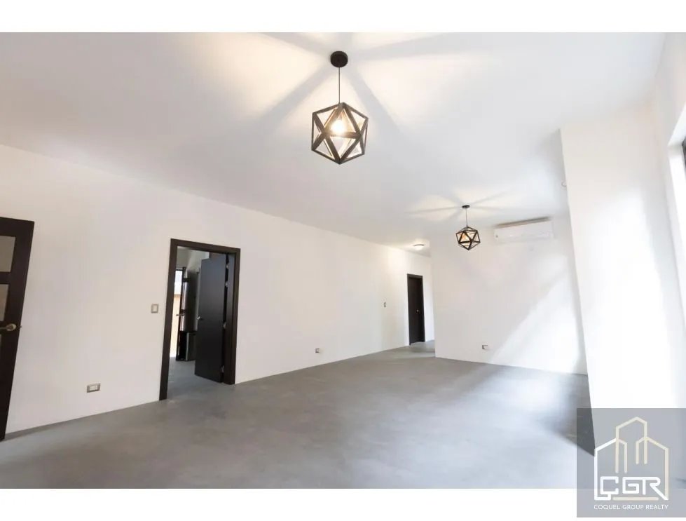 Venta de casa amoblada en Residencial el Doral, Costa Sur, Panamá