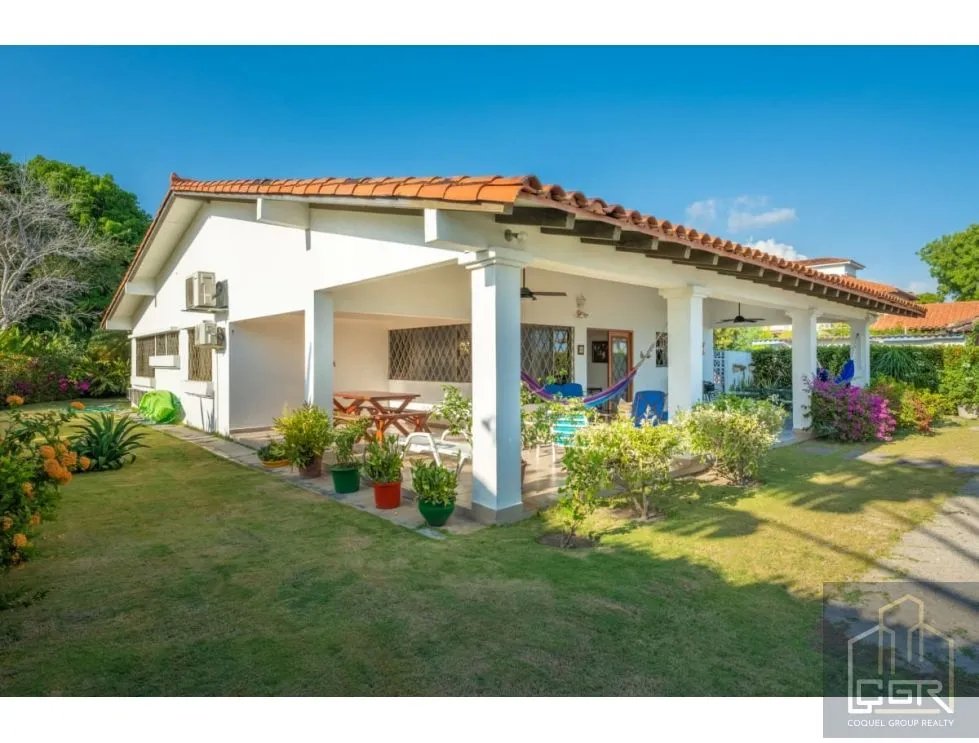 Venta de Casa de Playa en Playa Blanca - Farallón - Panamá