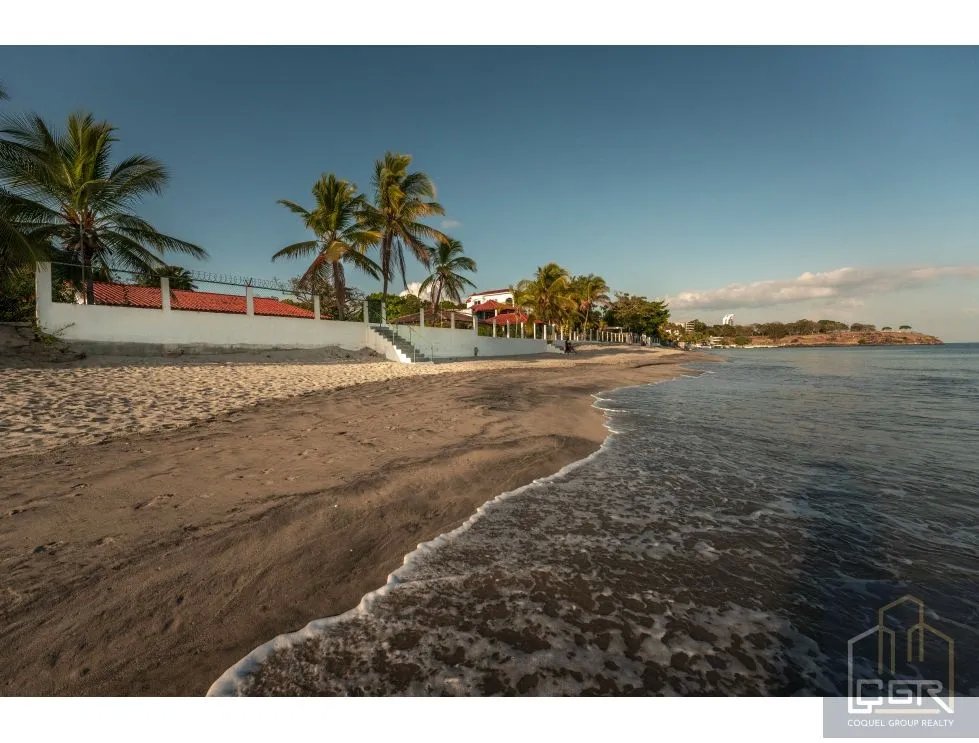 Venta de Casa de Playa en Playa Blanca - Farallón - Panamá