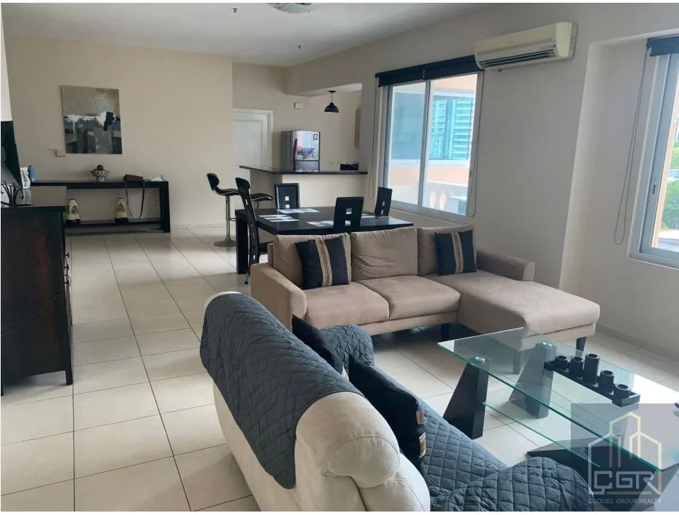 Venta de apartamento amoblado en PH Vista del Mar, AV. Balboa