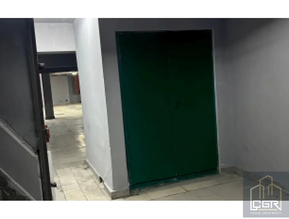 Warehouse for rent in Calidonia