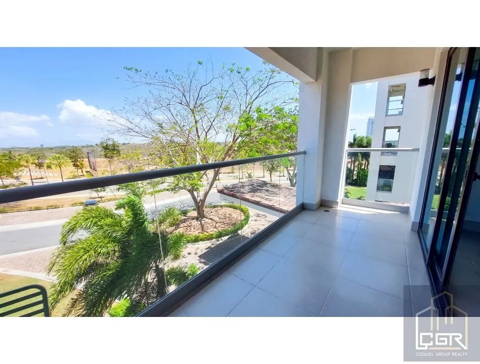 Venta de apartamento amoblado en Residencial Altamar, San Carlos