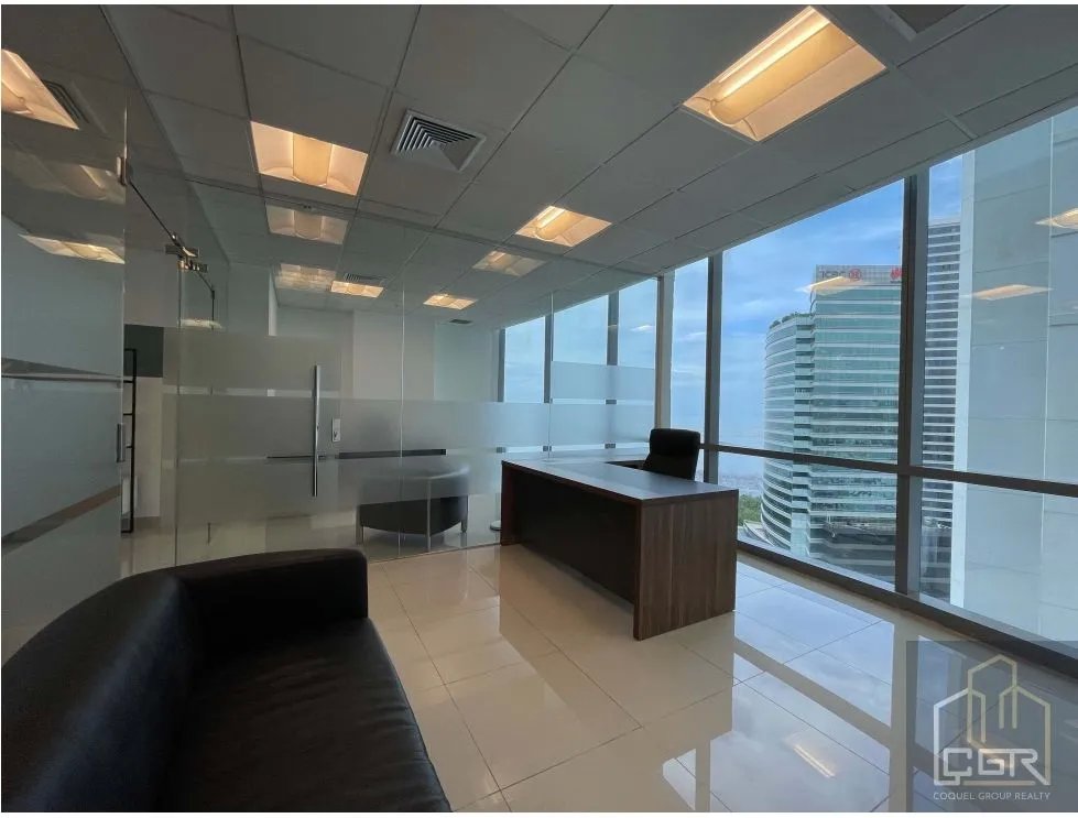 Alquiler de oficinas amobladas en Financial Park, Costa del este