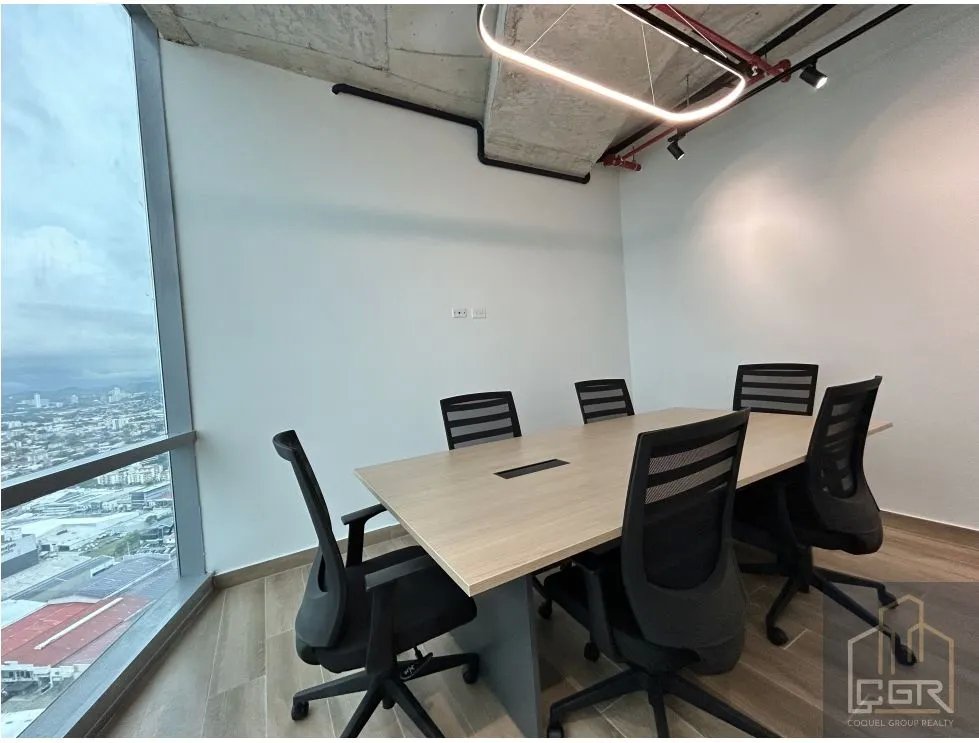 Office for rent in Costa del Este