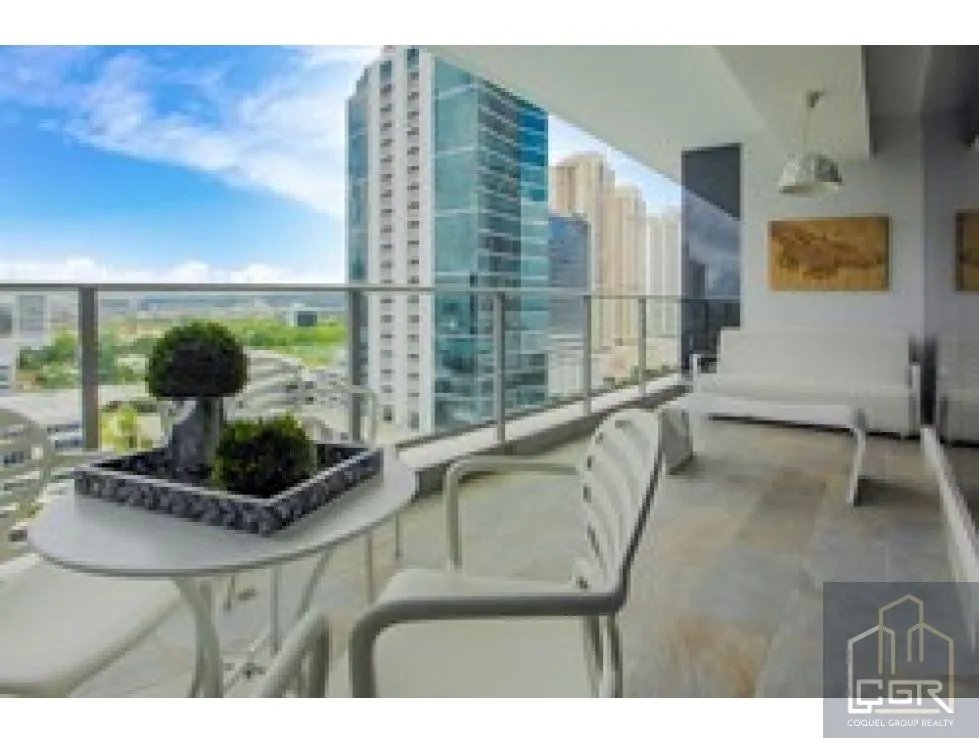 Venta de apartamento en PH Regalia, Costa del este