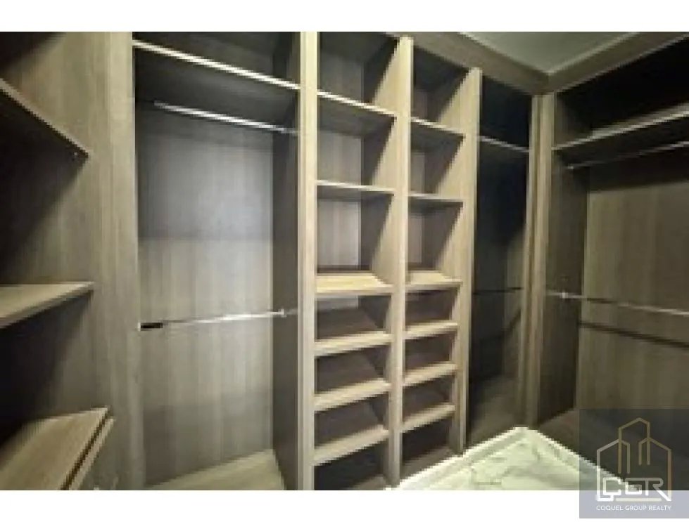 Venta de apartamento en PH Regalia, Costa del este