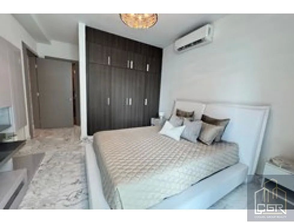 Venta de apartamento en PH Regalia, Costa del este