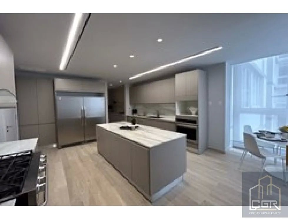 Venta de apartamento amoblado en PH The Towers, San Francisco