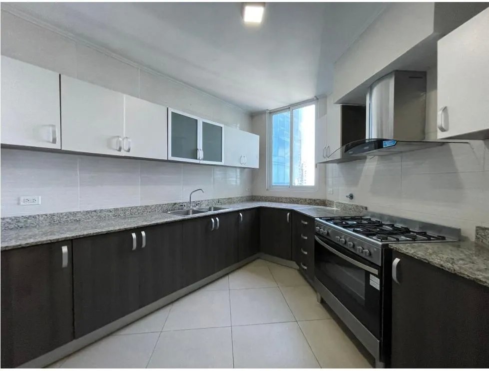 Venta o alquiler de apartamento Full amoblado en PH country club