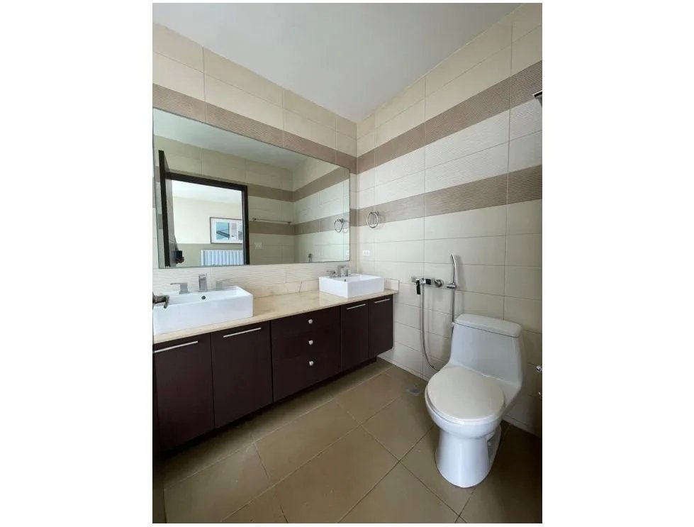 Venta o alquiler de apartamento Full amoblado en PH country club
