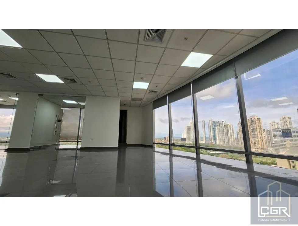 Office for rent in Costa del Este