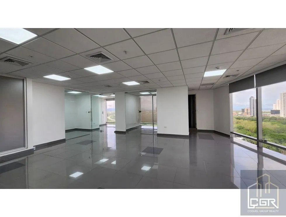 Office for rent in Costa del Este