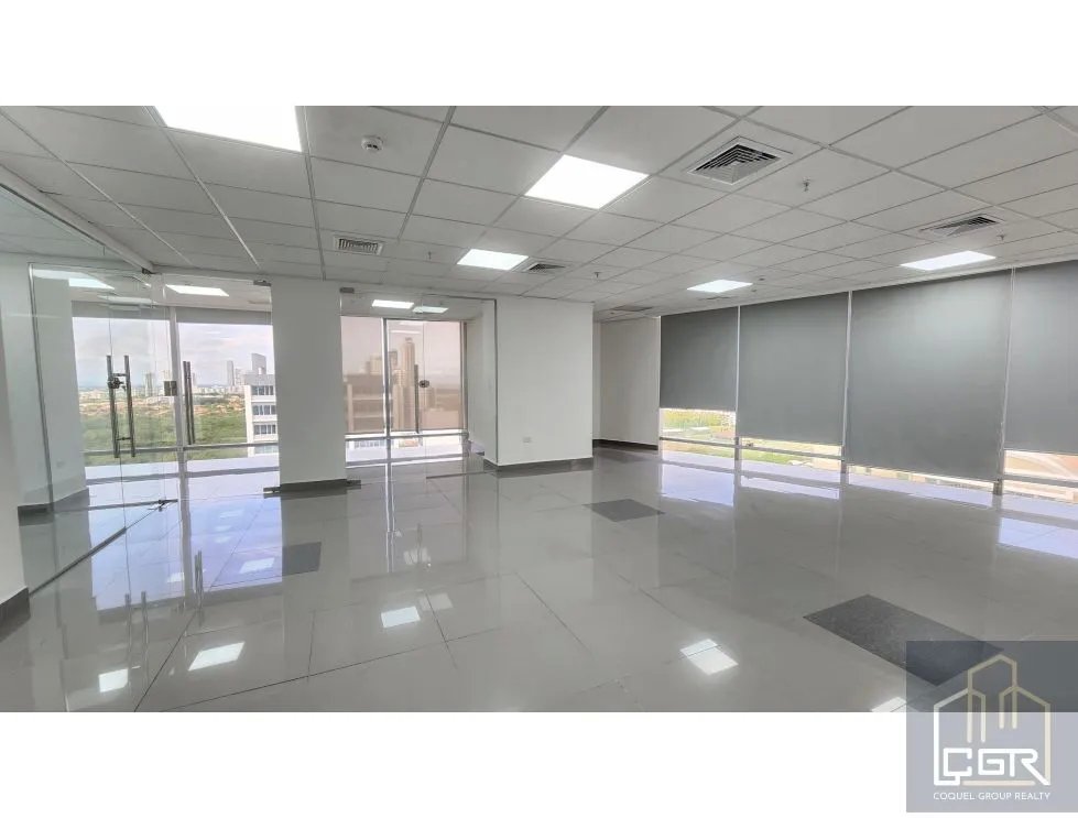 Office for rent in Costa del Este