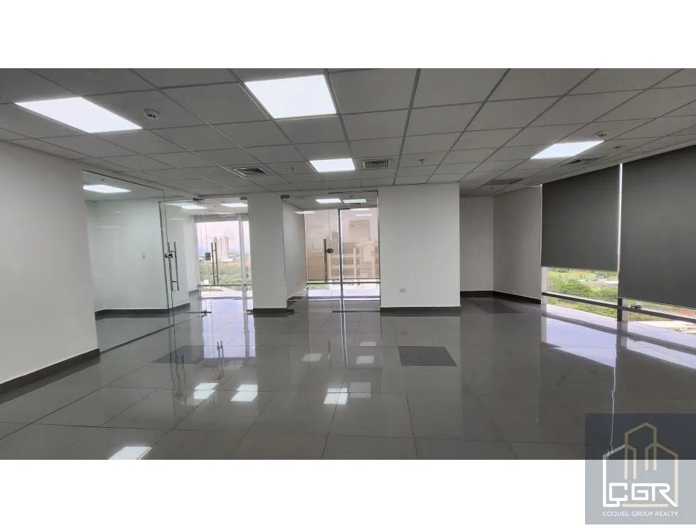 Office for rent in Costa del Este