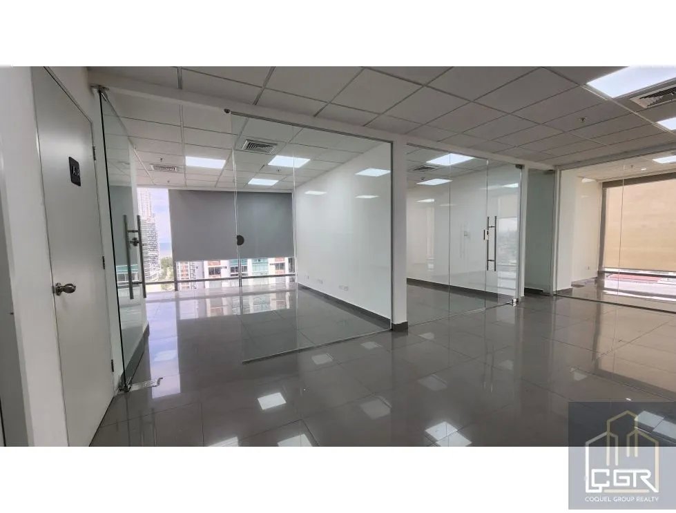 Office for rent in Costa del Este
