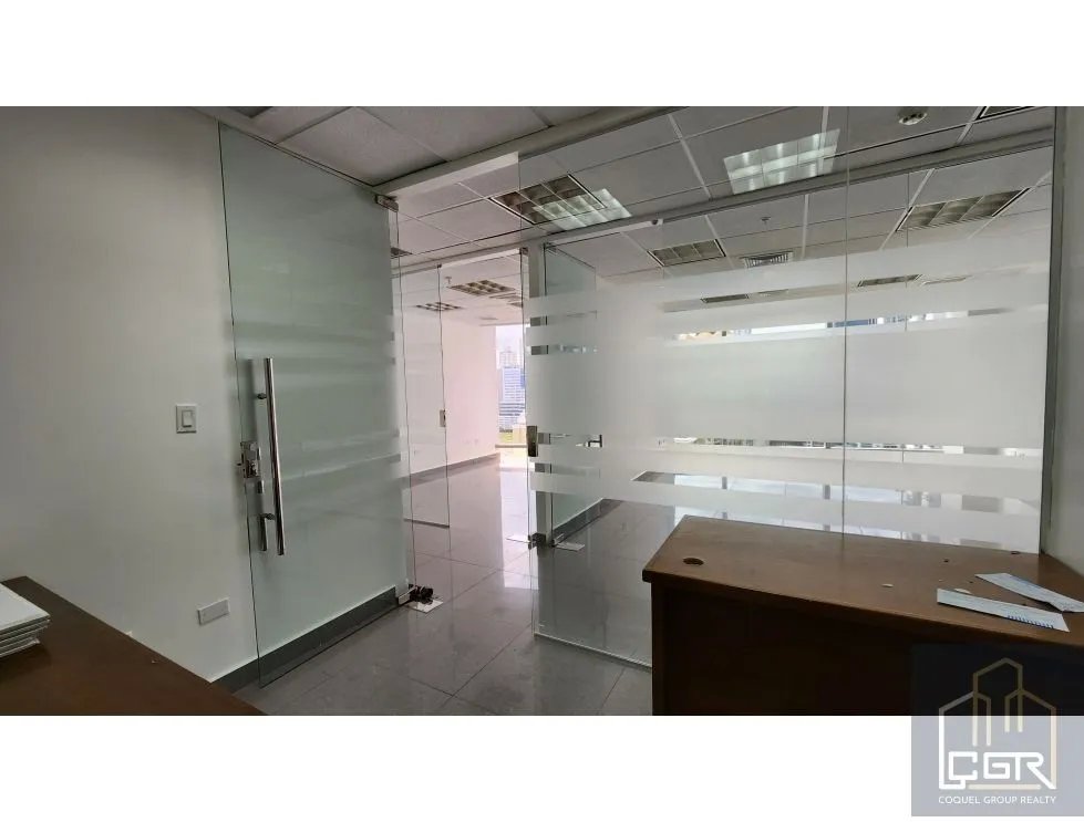 Alquiler de oficina vacía en PH Torre Aseguradora Ancón