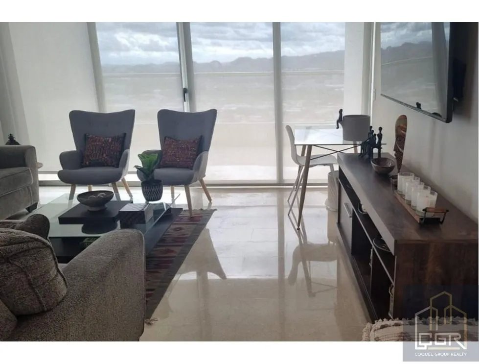 Venta de apartamento en Greenview, Santa María