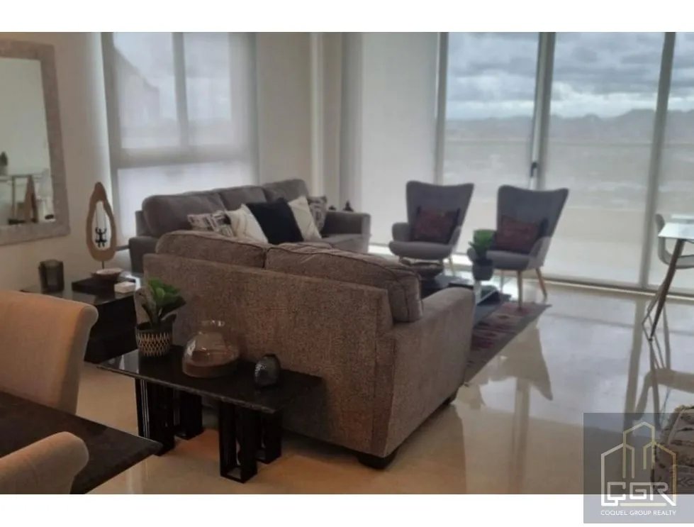 Venta de apartamento en Greenview, Santa María