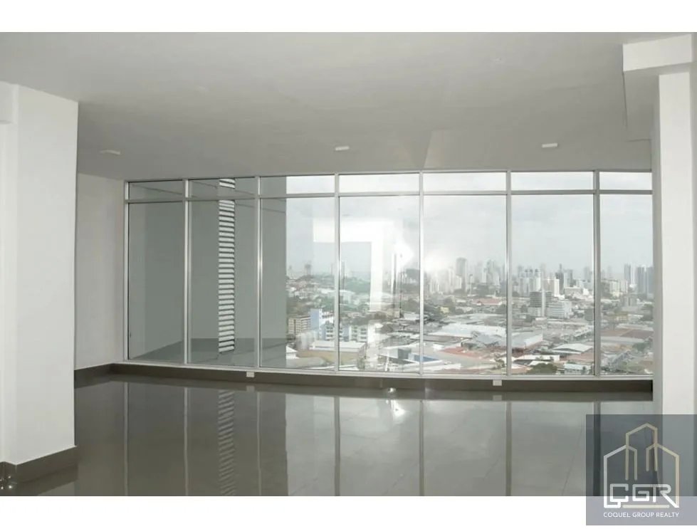 Venta de oficina en edificio Golden Point, Vía Ricardo J Alfaro