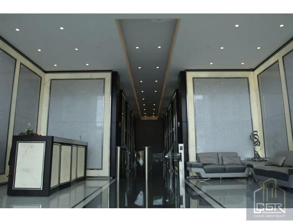 Venta de oficina en edificio Golden Point, Vía Ricardo J Alfaro
