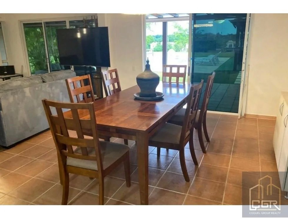 Venta de casa de playa en Villas del Decameron, Río Hato