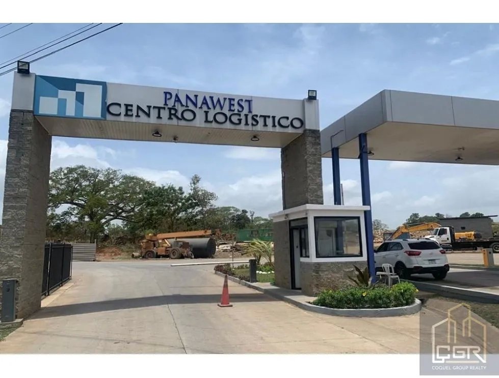Warehouse for rent in Chorrera
