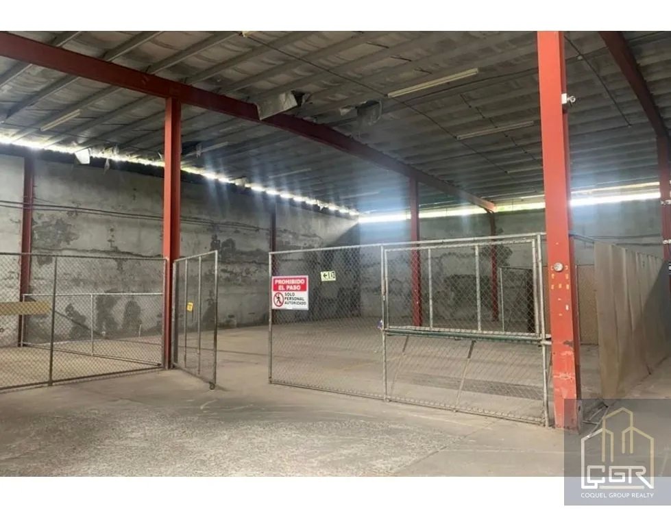 VENTA DE LOCAL COMERCIAL CON DOS GALERAS EN LA CHORRERA, PANAMÁ OESTE
