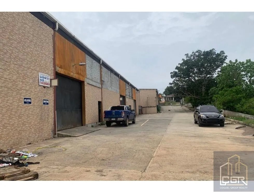 VENTA DE LOCAL COMERCIAL CON DOS GALERAS EN LA CHORRERA, PANAMÁ OESTE