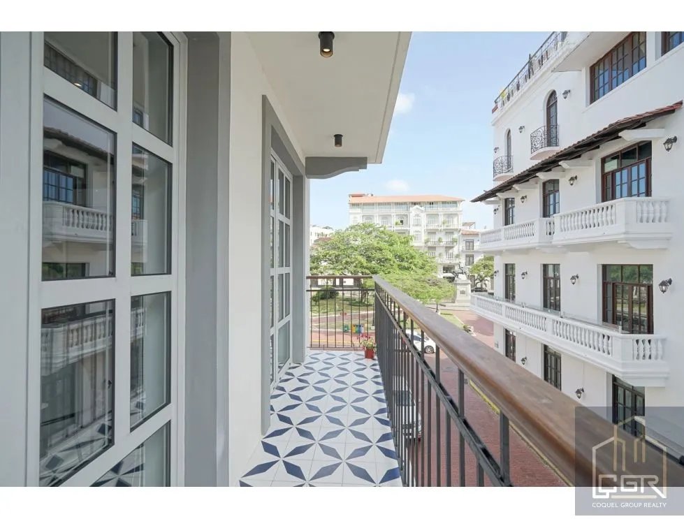 Apartamento à Venda em Casco Antiguo