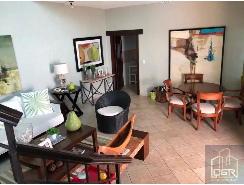 VENTA DE CASA DE PLAYA EN COSTA ESMERALDA, SAN CARLOS, PANAMÁ