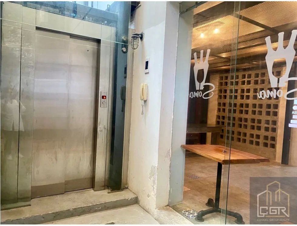 VENTA O ALQUILER DE CASA COMERCIAL 5 NIVELES, EN CASCO VIEJO, PANAMA