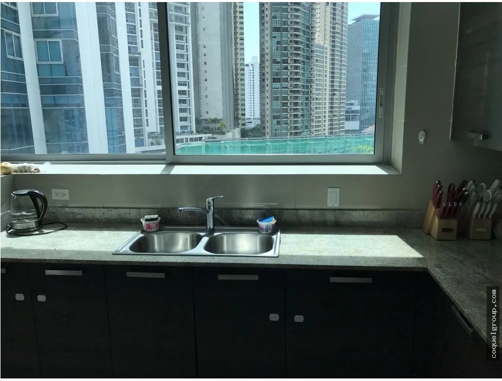 Apartamento à Venda em Punta Pacifica
