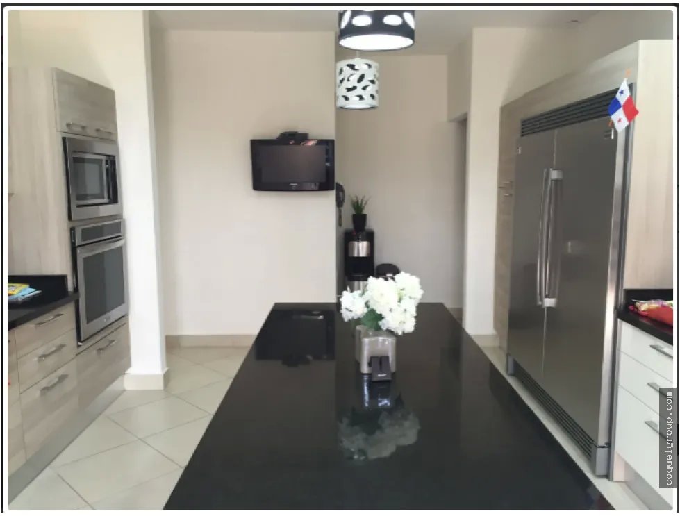 Apartment for sale in Clayton