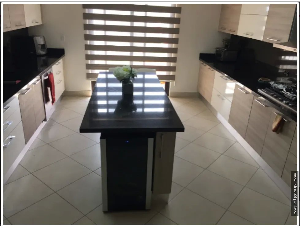 Apartment for sale in Clayton