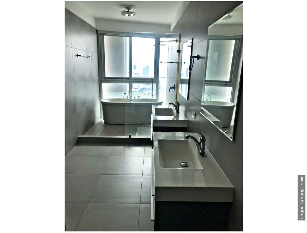 VENTA DE APARTAMENTO AMOBLADO PH YACHT CLUB AVE. BALBOA