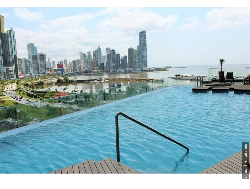 VENTA DE APARTAMENTO AMOBLADO PH YACHT CLUB AVE. BALBOA