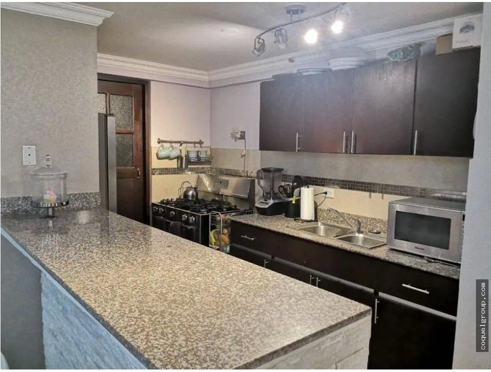 Apartment for sale in Condado del Rey