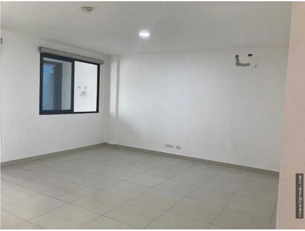 VENTA  O ALQUILER DE CASA DUPLEX , EN CLUB X, BETHANIA
