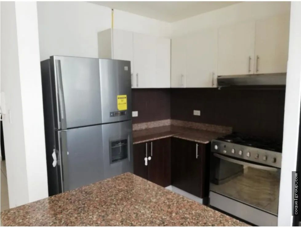 VENDO APARTAMENTO EN COSTA DEL ESTE. PH GREEN BAY 2REC.