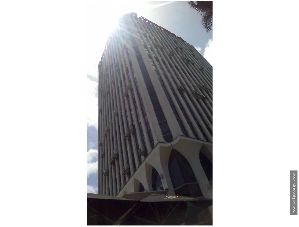 VENTA OFICINA 500M2 AV FEDERICO BOYD SEMI AMOBLADA
