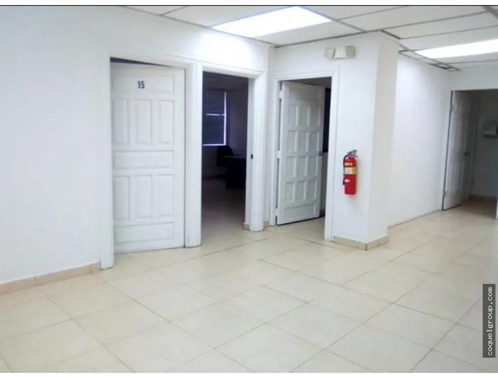 VENTA OFICINA 500M2 AV FEDERICO BOYD SEMI AMOBLADA