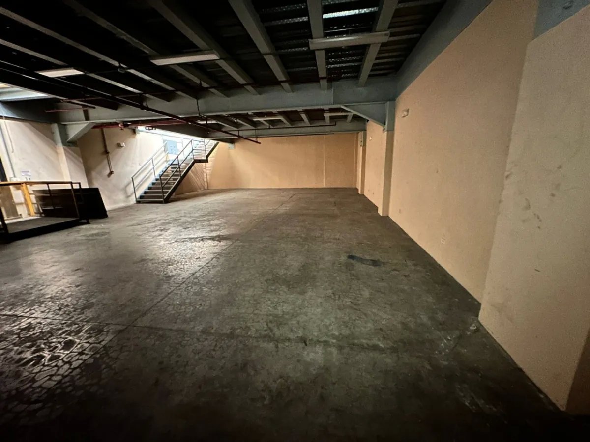WAREHOUSE FOR LEASE  EL CRISOL