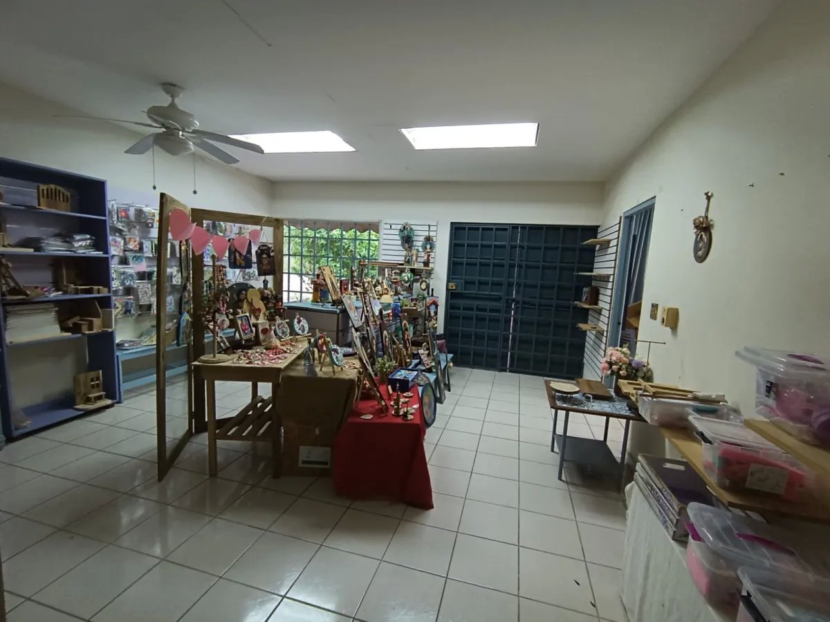 Commercial Space for Rent on Via Boquete David