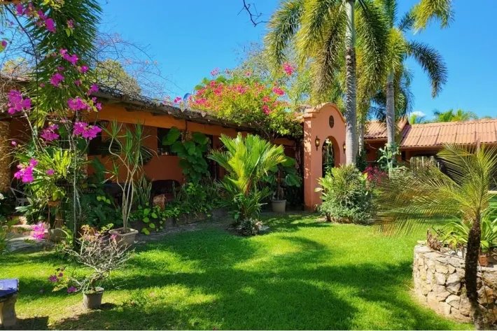 Se vende casa con plantación en Nueva Gorgona, Chame