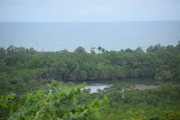 Beautiful house with ocean view in Mariato, Azuero Peninsula
