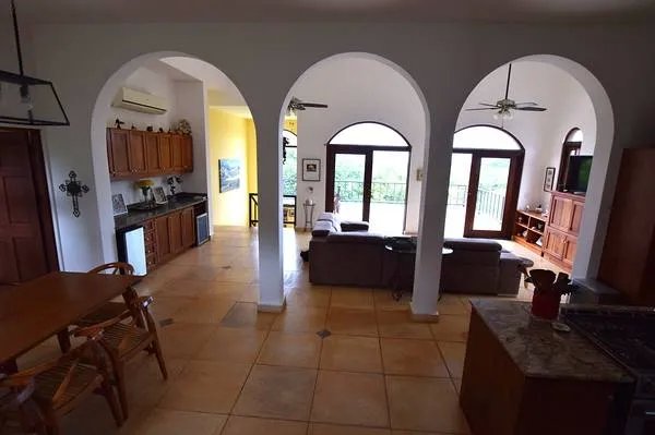 Beautiful house with ocean view in Mariato, Azuero Peninsula