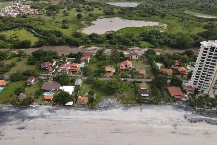Se Vende Terreno en Playa Malibú, Nueva Gorgona